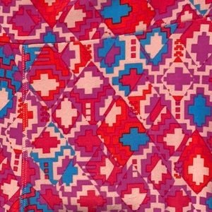 LuLaRoe Leggings Funky Design Tall & Curvy